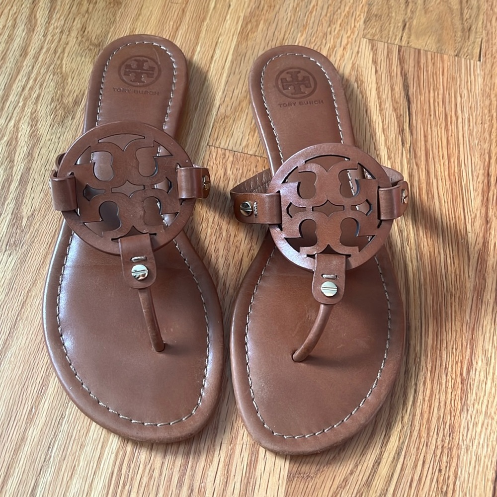 Brand new not in box Tory Burch miller sandal 8.5M